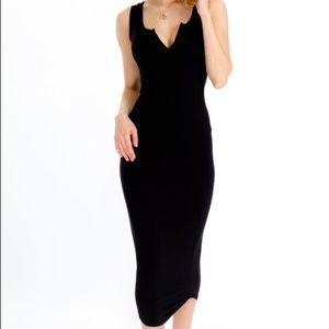 ✨ NEW ✨ Lizzie Split Neck Tank Dress